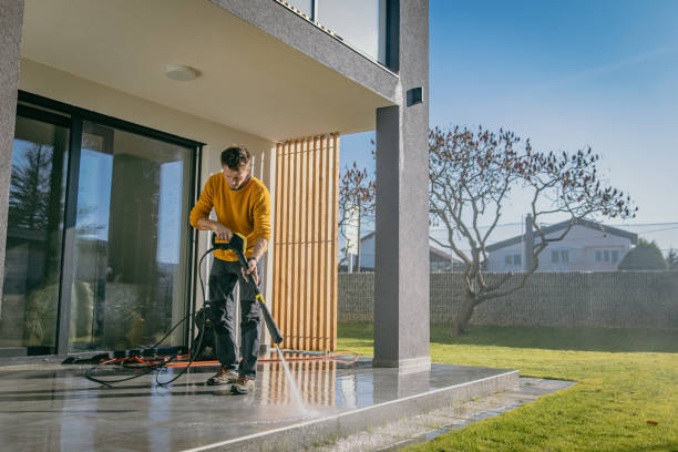 Professional Pressure Washing Services in Howard, WI